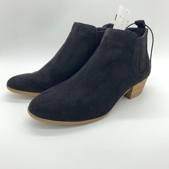 NWT A New Day Women's Black Faux Suede Ankle Booties 6 - Picture 1 of 9